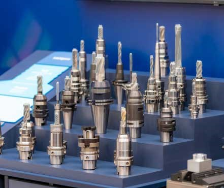 Takım Tutucular ve Pensler